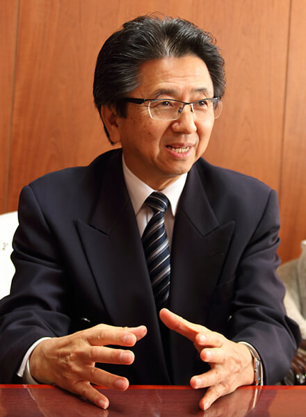 代表取締役社長　井上　敏